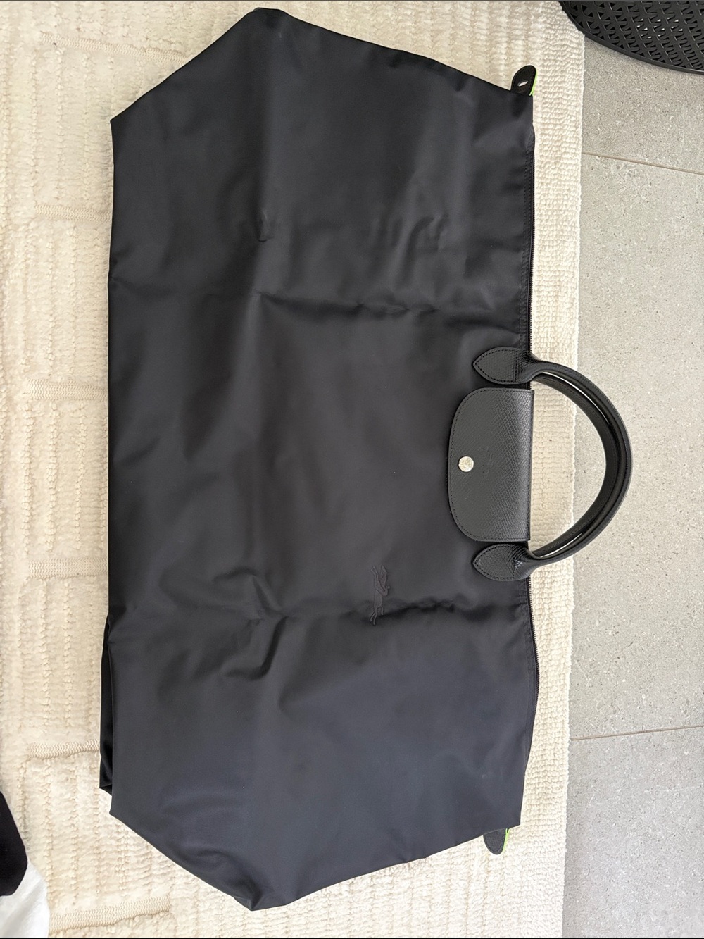 Longchamp Le Pilage Green Medium Travel Bag - Black